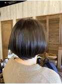 ショートボブ×グレージュ