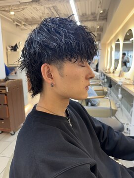 テトラ バイ ネオリーブ 横浜西口店(tetra by neolive) 横浜★ツイストスパイラルパーマウルフ