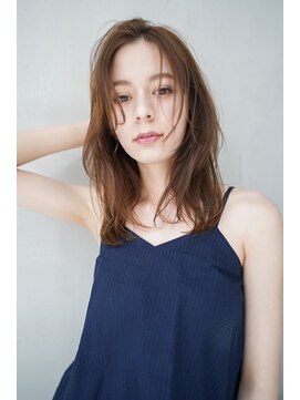 ギークス(GEEKS) 【GEEKS渋谷】美髪/グレーベージュ/春カラー/20代30代/透明感