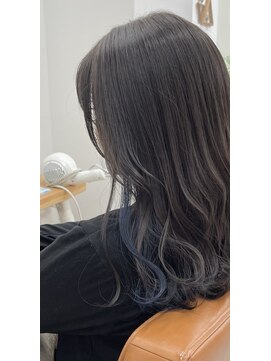 ティエル(TieLu) ゆるふわ×インナーカラー×ソフトグレージュ