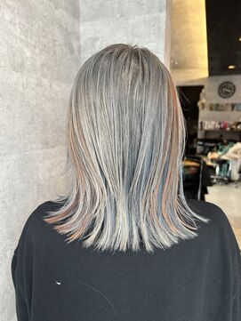 サンエンヘアー(lll_en hair) 堀川