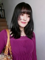 サンク 原宿 表参道(cinq)&nbsp;顔周りレイヤーのデザインが可愛いダークブラウンカラー