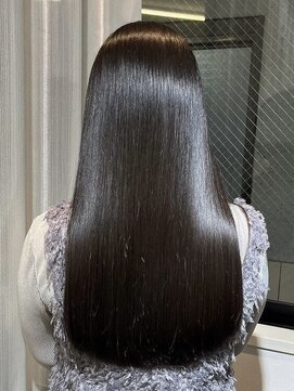 リブロ(LiBro) 美髪ダークアッシュ黒髪フェミニンロング髪質改善