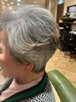 レグルス ヘア デザイン ニシジン 西新店(Reglus hair desigh)&nbsp;グレイヘア/大人ショート/大人カラー