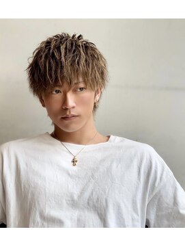 リヴィ(LiVi) マッシュ×ソフトツイストパーマ×ハイライトメッシュ