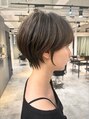 ジアン テラス(GIEN TERRASSE) 首元スッキリのくびれショート。トップはふんわり美シルエット