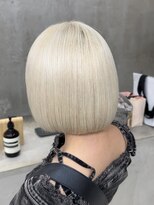 エクラ(ECLAT)&nbsp;ホワイトブロンド
