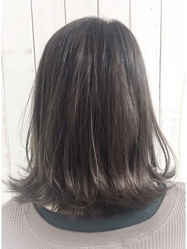 ディー(dee) dee ラベンダーグレージュ×縮毛矯正