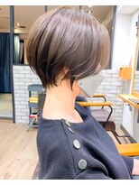 アヴァロン(AVALON) 絶壁解消×くびれ×30代40代50代×前髪長め大人ショートボブ永