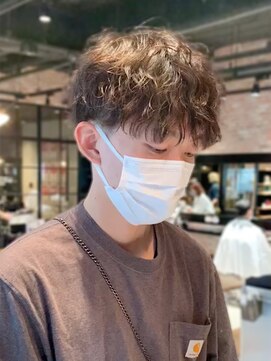 オーガニック アトリエ 大宮(organic+atelier) 20代30代メンズツイストパーマ×束感オシャレ感ショート