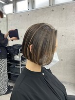 イキ 表参道(iki omotesando)&nbsp;モード/無造作ウェーブ/大人ガーリー[表参道駅]