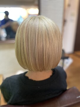リストヘアー(Liyst hair) ミニボブ