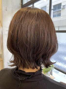 アイク(AiCK) MEDIUM BOB