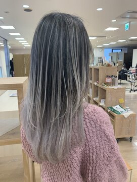 シャルムバイケンジ(Charm.by KENJE) バレイヤージュ/シャドウルーツ/ハイライト/デザインカラー/銀座