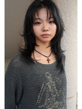 ノラ シブヤ(NORA) ハッシュカット　ウルフカット　レイヤーカット