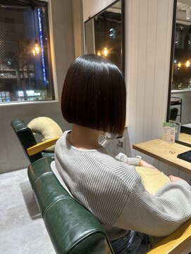 アーツ 茅ヶ崎(arts) ボブヘア/斜めバング/グレージュカラー/デザインカラー