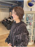 大人可愛いウルフ!パーマスタイルのベージュカラー