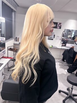 キング(K!ng) 縮毛矯正髪質改善ハイライトレイヤーカット楠葉美容室エクステ