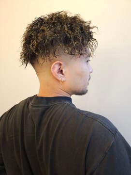 イズ(iss) ツイストスパイラル