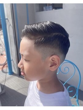 フロップニク(FLOPNIK) フェードカット