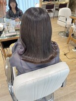 テトラ バイ ネオリーブ 横浜西口店(tetra by neolive)&nbsp;グレージュ　ラベンダーインナー　切りっぱなしボブ　横浜★