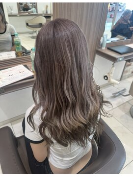 アッシュ 新杉田店(Ash) グレージュ