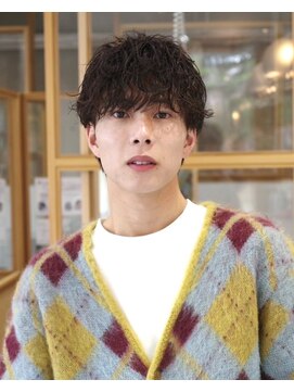 フェリアファム 北千里(FERIA fam) 無造作シャドウパーマ波巻きツイストス パイラル