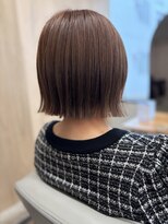 モコヘアーフロール(MOCO hair flor)&nbsp;プツッとボブ｜大人の切りっぱなしミニボブ