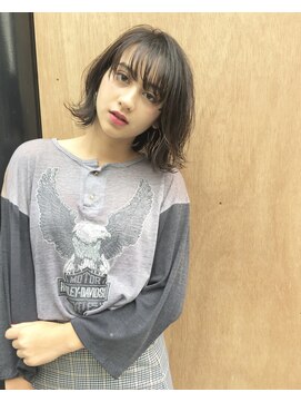 オルセン ディービーエー バルーンヘアー(OLSEN D.B.A BALLOON HAIR) 【BALLOON HAIR】切りっぱなしボブ×ナチュラルベージュ