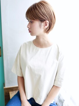 バース(BIRTH) 天神【BIRTH】耳かけ丸みショート×ブランジュカラー