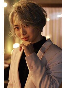 アドール(ADOR) ホワイトカラー