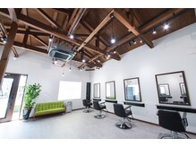 担当スタイリストによる丁寧で細やかなカウンセリング