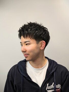 ルカル(Rukar) ツーブロック 刈り上げ アップバング ベリーショート