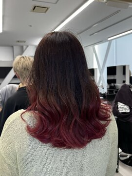 アライブ キチジョウジ(ALIVE Kichijoji) ワンポイントでお洒落なグラデーションカラー！