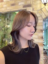 モナン 新宿(Monan)&nbsp;くびれミディアム/インナーカラー/ホワイトベージュ