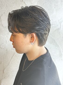 ニアウ 高崎店(Niau) メンズセンターパートニュアンスフェザーパーマ群馬高崎眉毛