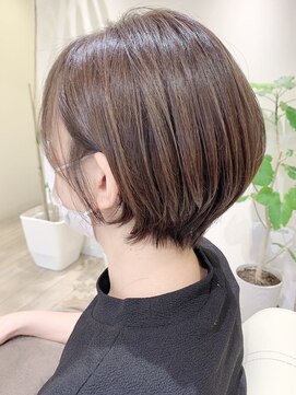 アイ(I.) 【 Ｉ. 】30代からのナチュラル前下がりショートボブ　川口