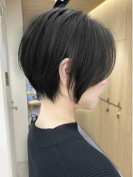 ロンドプロフィール 浦和(Lond profil) 大人可愛い20代30代40代黒髪前下がりショートボブ丸みショート◎