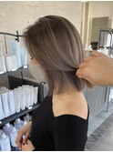 ヘーゼルグレージュワンカラータッセルボブ髪質改善ブリーチ岡山