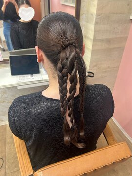 フィガロ ウメダ(FIGARO UMEDA) 黒髪Y2Khair12.4