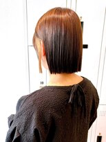 セイドット オモテサンドウ(Say. omotesando) Say.切りっぱなしボブ外ハネボブオリーブグレー暗めカラー青山