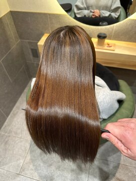 セントラル 三宮店(central) 【神戸三宮】うる艶ストレート美髪カラー髪質改善トリートメント
