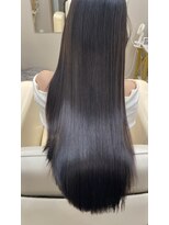 シュヴーブリヤン(cheveux brillants)&nbsp;【美髪縮毛矯正で作る再現性100%艶髪】まとまりストレートロング
