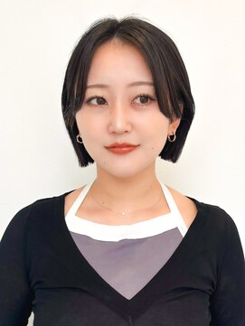 ディルト 代々木上原(DILT) ナチュラル切りっぱなしボブミニボブレイヤーボブ顔まわりレイヤ
