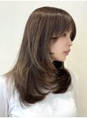 レイヤーカット/セミロング/10トーンベージュ