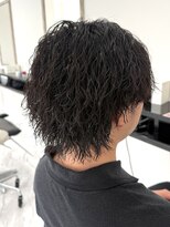 リベラル(liberal)&nbsp;縦落ちウルフツイストスパイラルパーマ