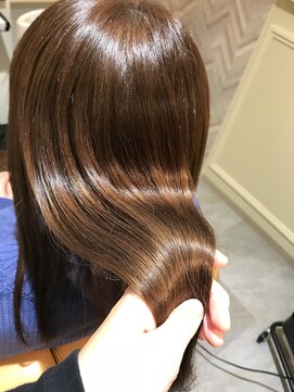 トゥーリ 筑紫野店(tuuli) tuuli 筑紫野 ハイトーンベージュ ツヤ 髪質改善 渡部りお