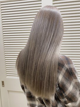 エイト新宿店(EIGHT shinjuku) ラベンダーグレー