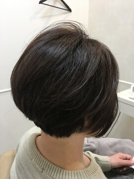 レヴィア(revia) メリハリショート[水戸/髪質改善/ヘッドスパ]