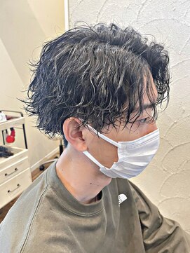 バサラ(basara) ツイストスパイラルパーマ波巻きパーマセンターパート